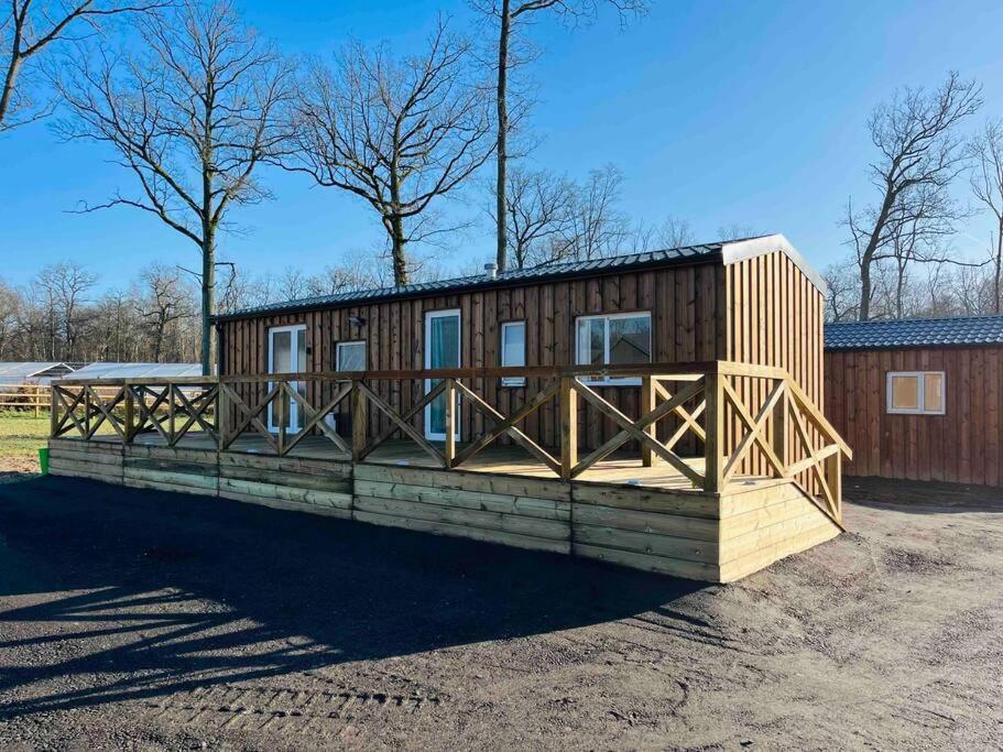 Chalet Dans La Foret Proche Disney La Houssaye-en-Brie Exteriér fotografie